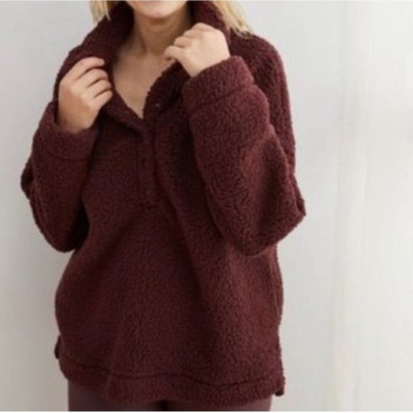aerie Jackets & Blazers - aerie cloud sherpa quarter snap top!
